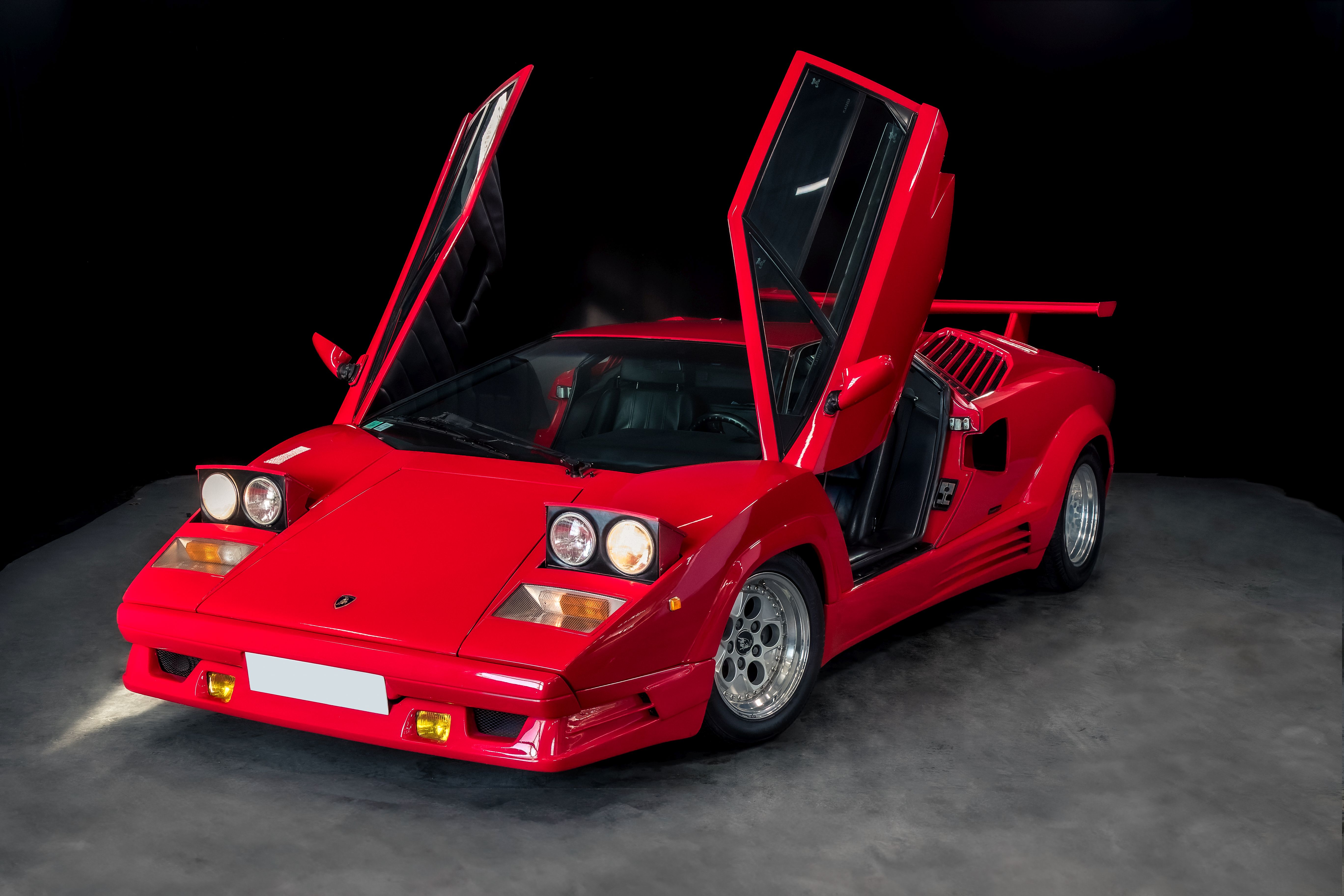 1989 Lamborghini Countach 25th Anniversary VIN